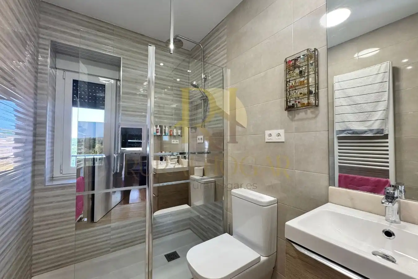 Baño de Casa o chalet en venta en Valdepolo con Calefacción, Jardín privado y Terraza