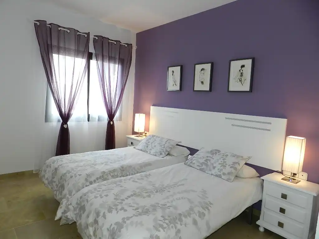 Dormitori de Apartament en venda en Manilva amb Aire condicionat, Terrassa i Traster