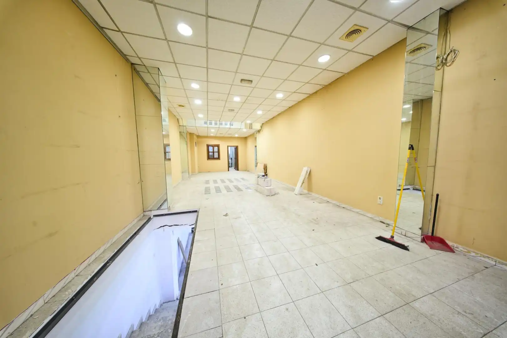 Local comercial en venda a Calle Acera de Canasteros, imagen 5