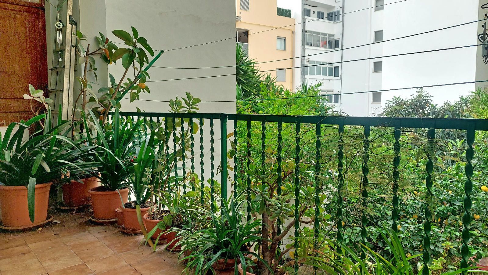 Terrassa de Apartament en venda en  Palma de Mallorca amb Terrassa, Traster i Moblat
