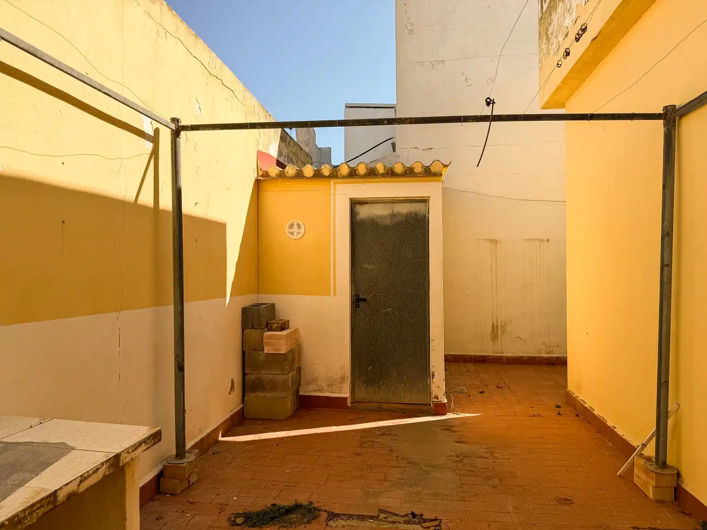 Exterior view of Detached homes for sale in Cullera  with Terrace and Furnished