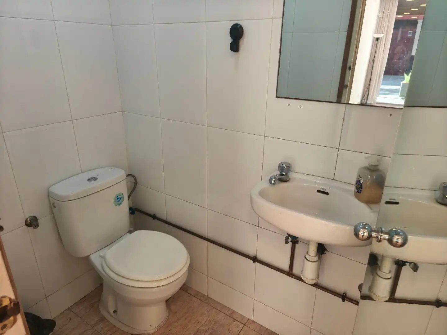 Baño de Oficina de alquiler en Barcelona
