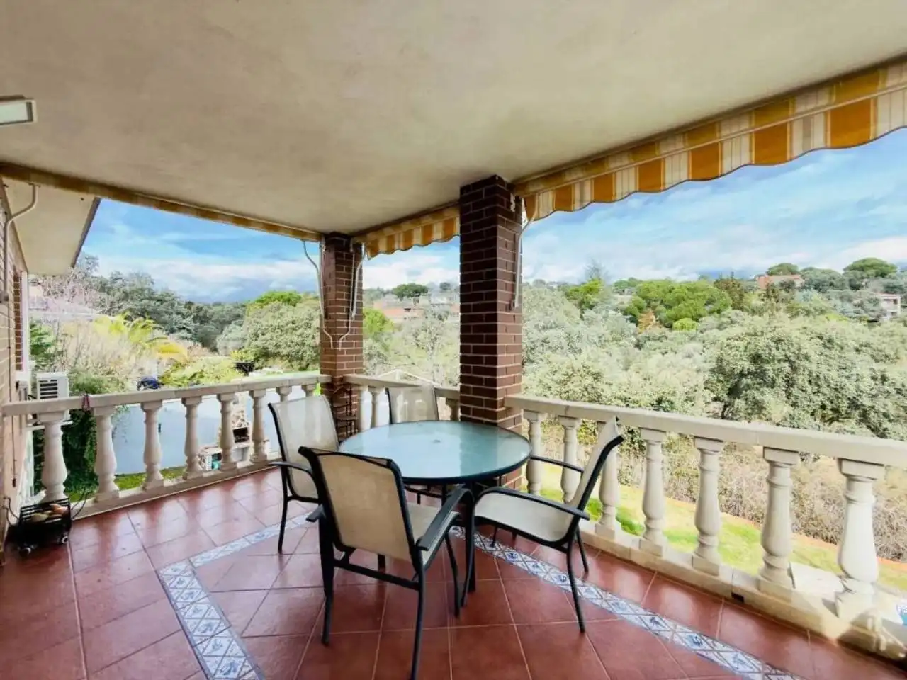 Casa o chalet en venta en Calle Calle Pontevedra, Villa del Prado