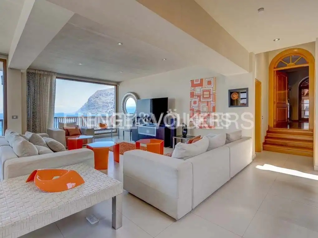 Houses for sale in Acantilados de Los Gigantes