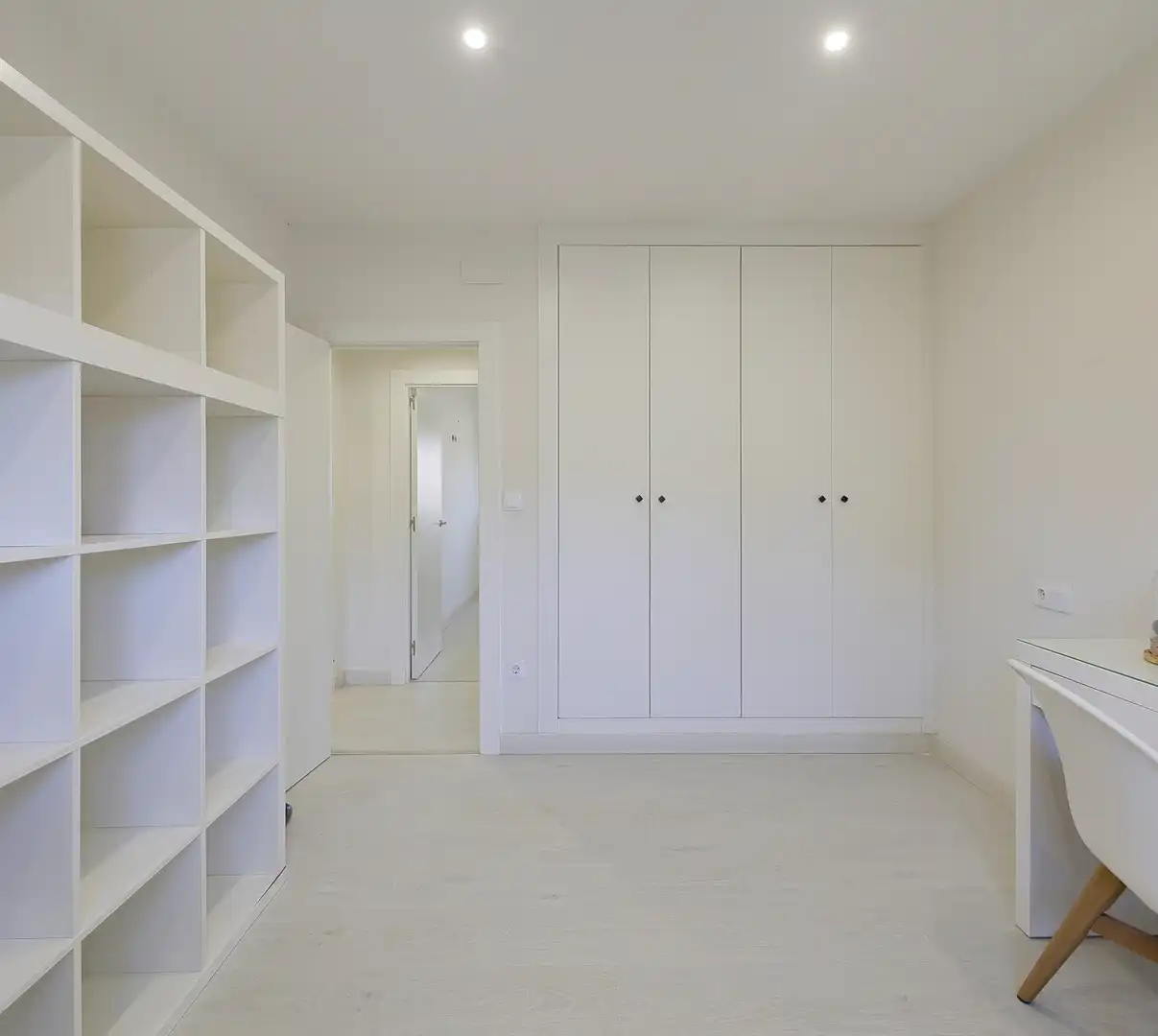Bedroom of Flat for sale in Sur