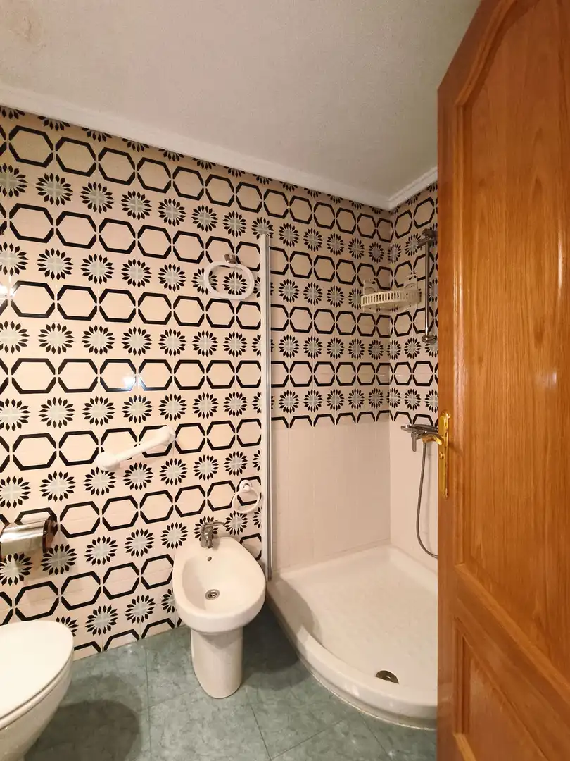 Baño de Piso en venta en Alcoy / Alcoi con Aire acondicionado y Calefacción