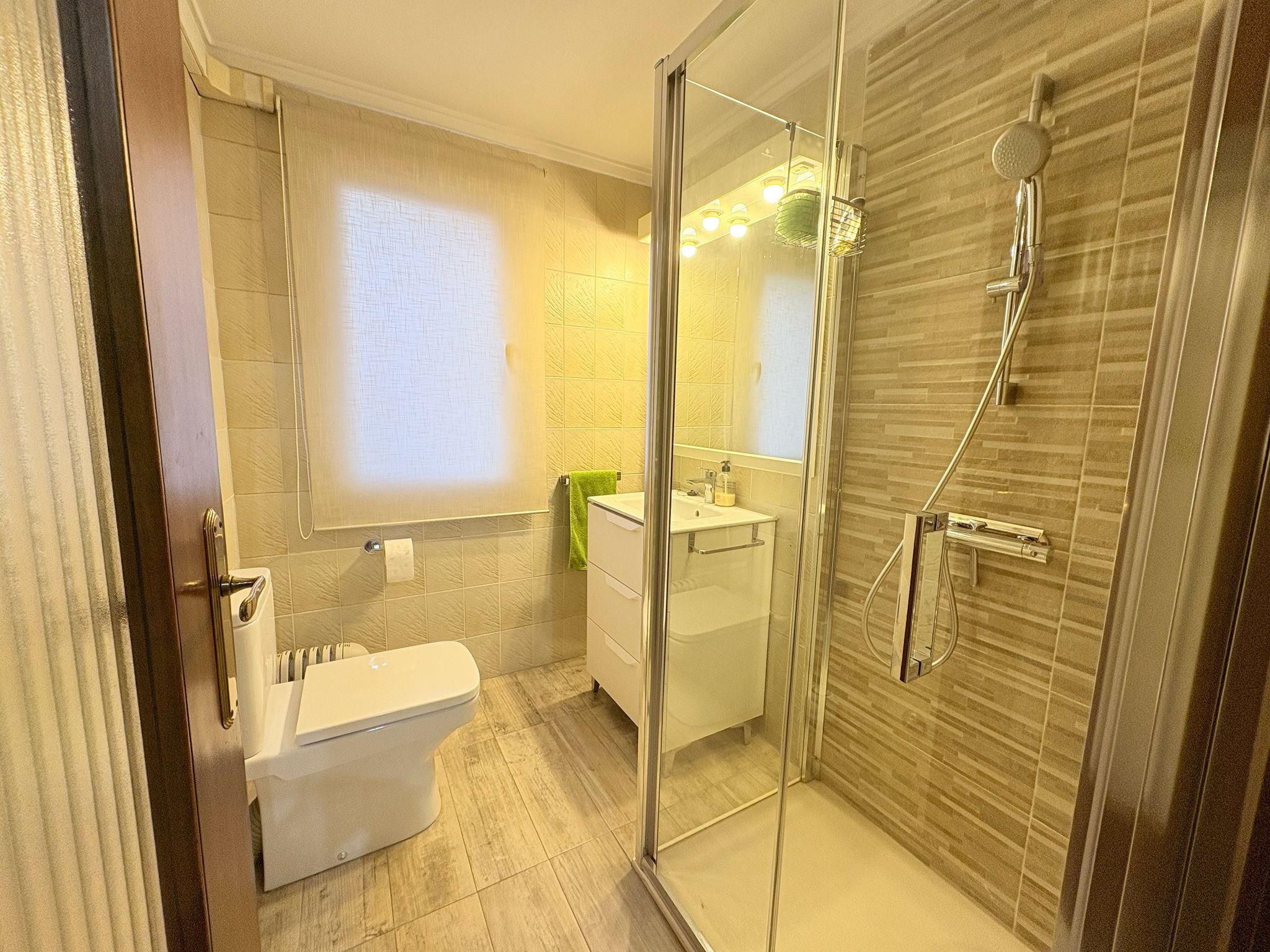 Bany de Pis en venda en  Valencia Capital amb Aire condicionat i Balcó