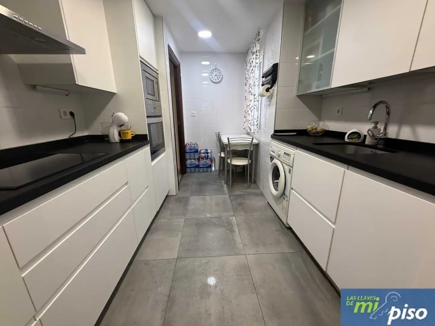 Cocina de Piso en venta en Valladolid con Calefacción, Parquet y Terraza