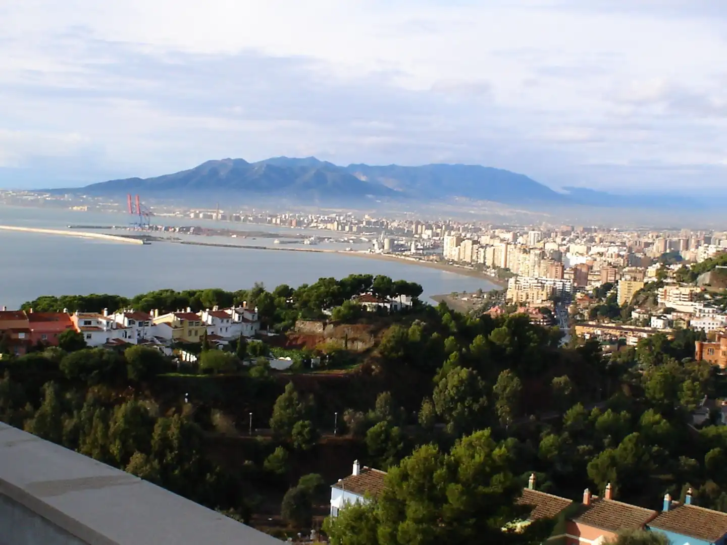 Vista exterior de Pis de lloguer en Málaga amb Aire condicionat, Calefacció i Parquet