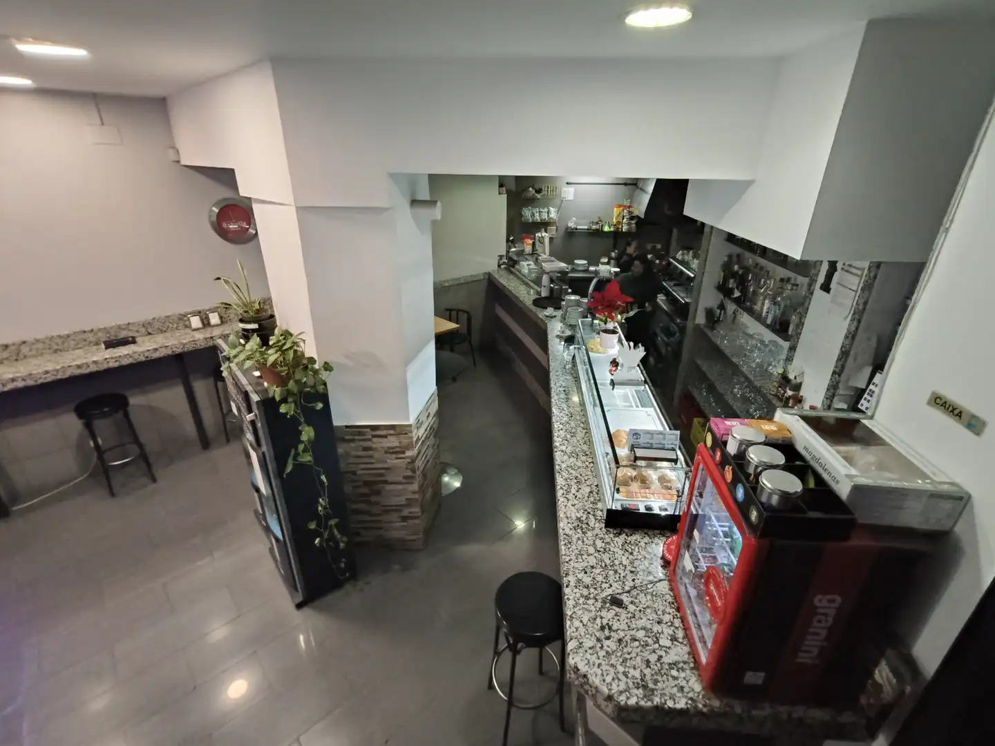 Local en traspaso en Barcelona con Terraza y Amueblado