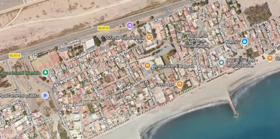 Vista exterior de Pis en venda en Almería