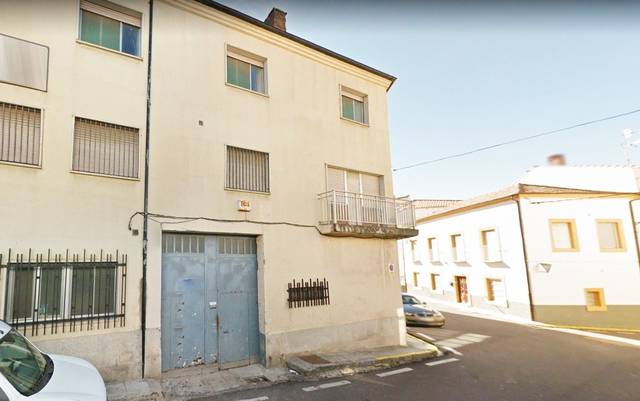 Nave industrial en Venta en Ledrada