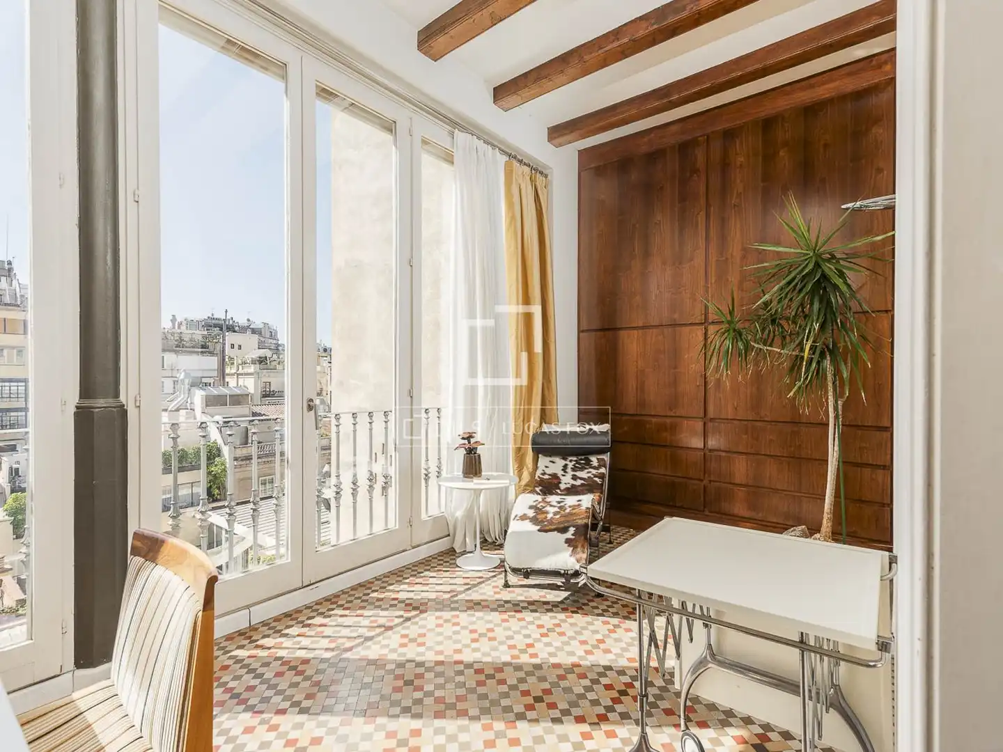 Schlafzimmer von Wohnung zum Verkauf in Barcelona mit Klimaanlage, Heizung und Terrasse