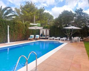 Piscina de Finca rústica de lloguer en Sant Josep de sa Talaia amb Aire condicionat, Calefacció i Terrassa