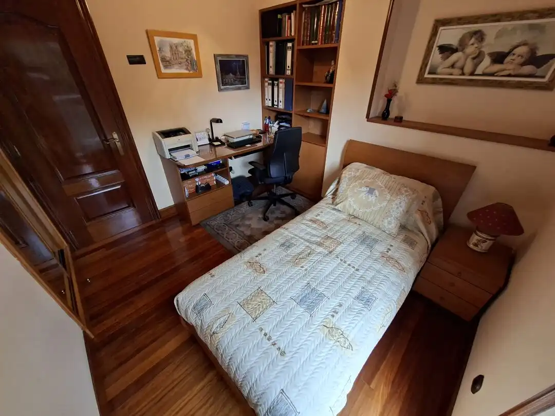 Bedroom of Flat for sale in Durango  with Heating, Storage room and Furnished