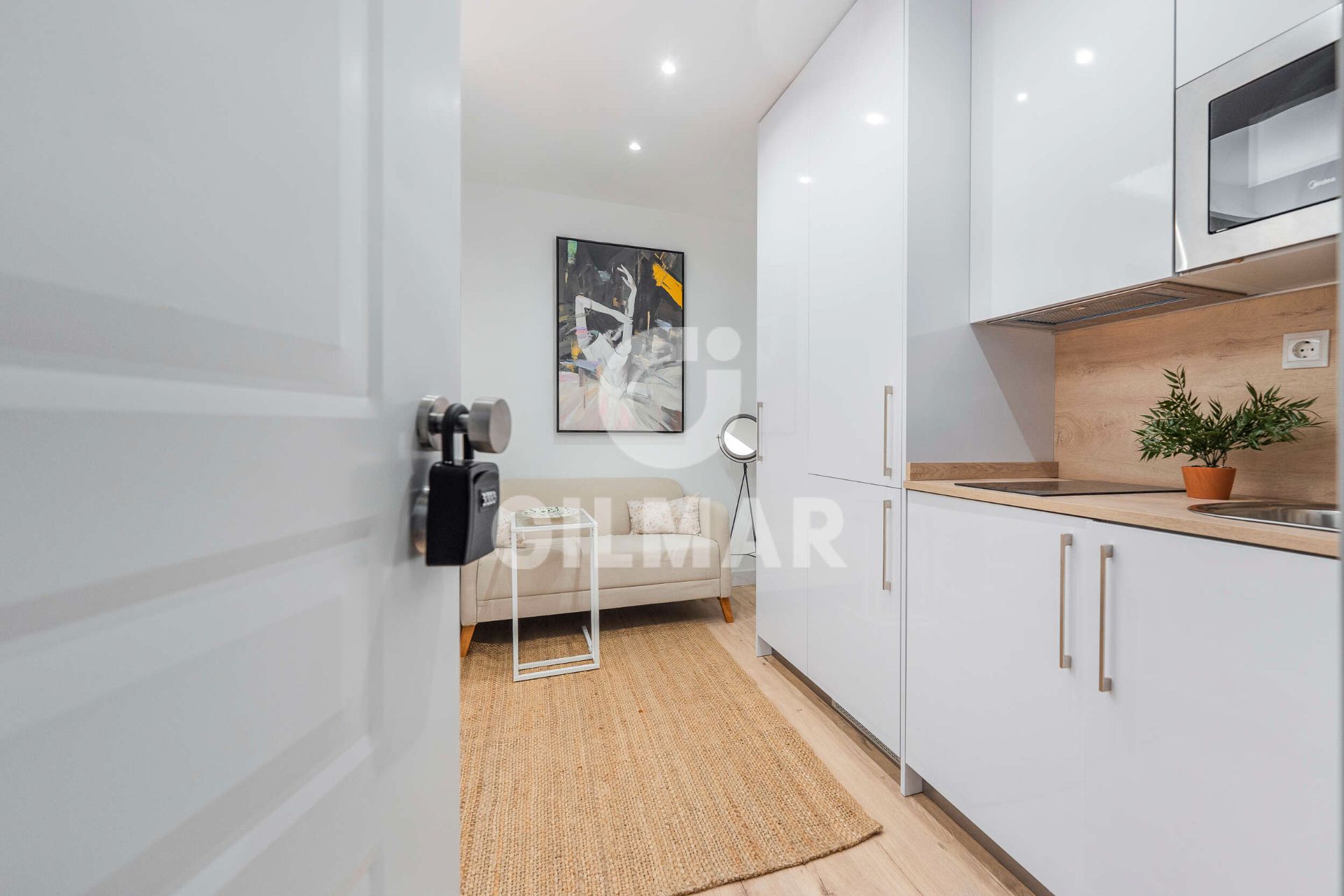 Bedroom of Flat for sale in  Madrid Capital  with Air Conditioner, Heating and Furnished