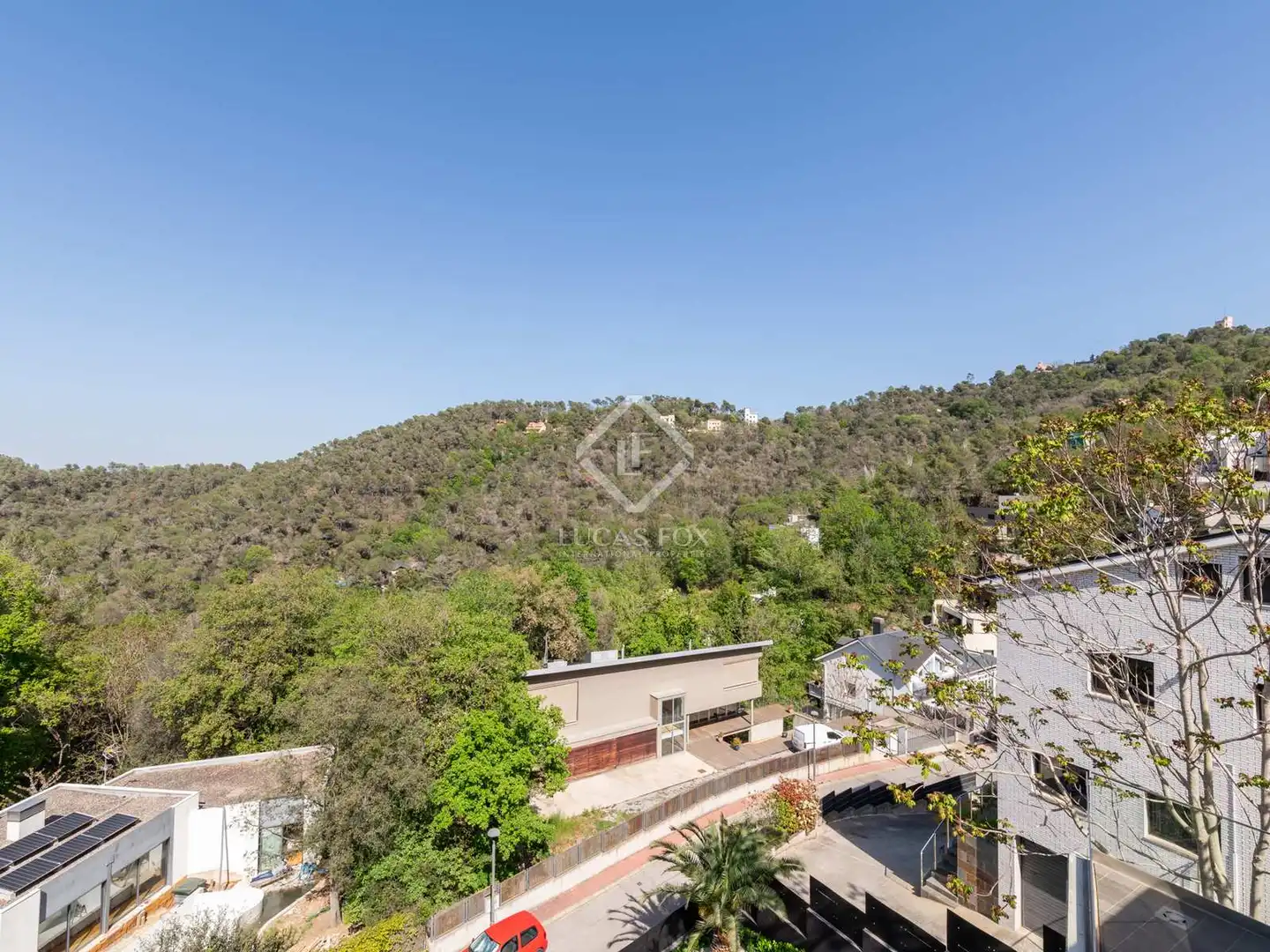 Vista exterior de Casa o chalet en venta en Sant Cugat del Vallès con Aire acondicionado, Calefacción y Jardín privado