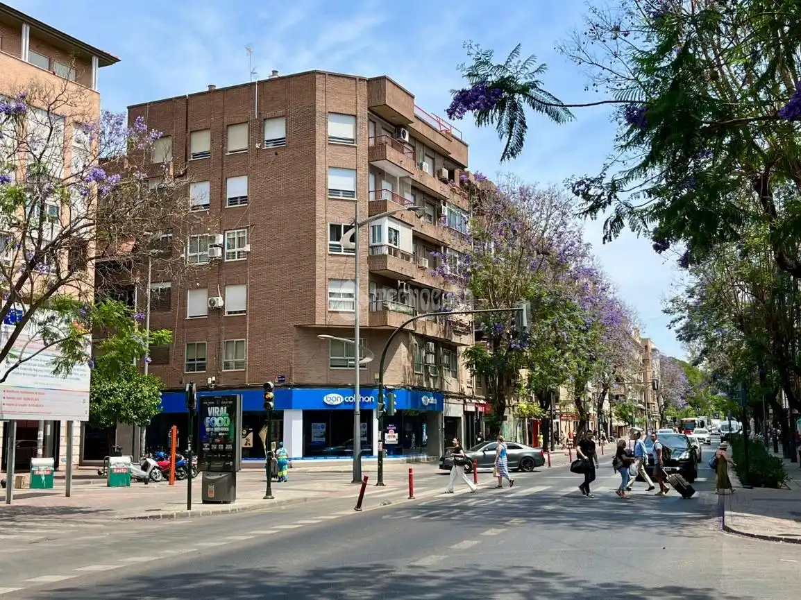 Pis amb terrassa en venda a C. Floridablanca, imagen 45