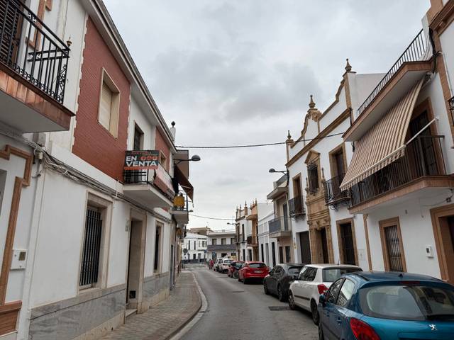 Casa-chalet en Venta en Calle Rivas, 27 en Arenal - La Pólvora