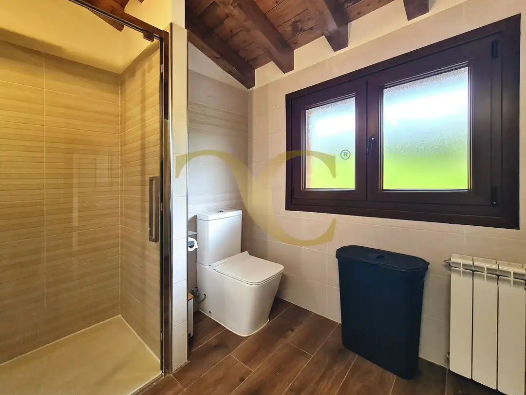 Baño de Casa o chalet en venta en Ribadesella con Calefacción, Jardín privado y Trastero