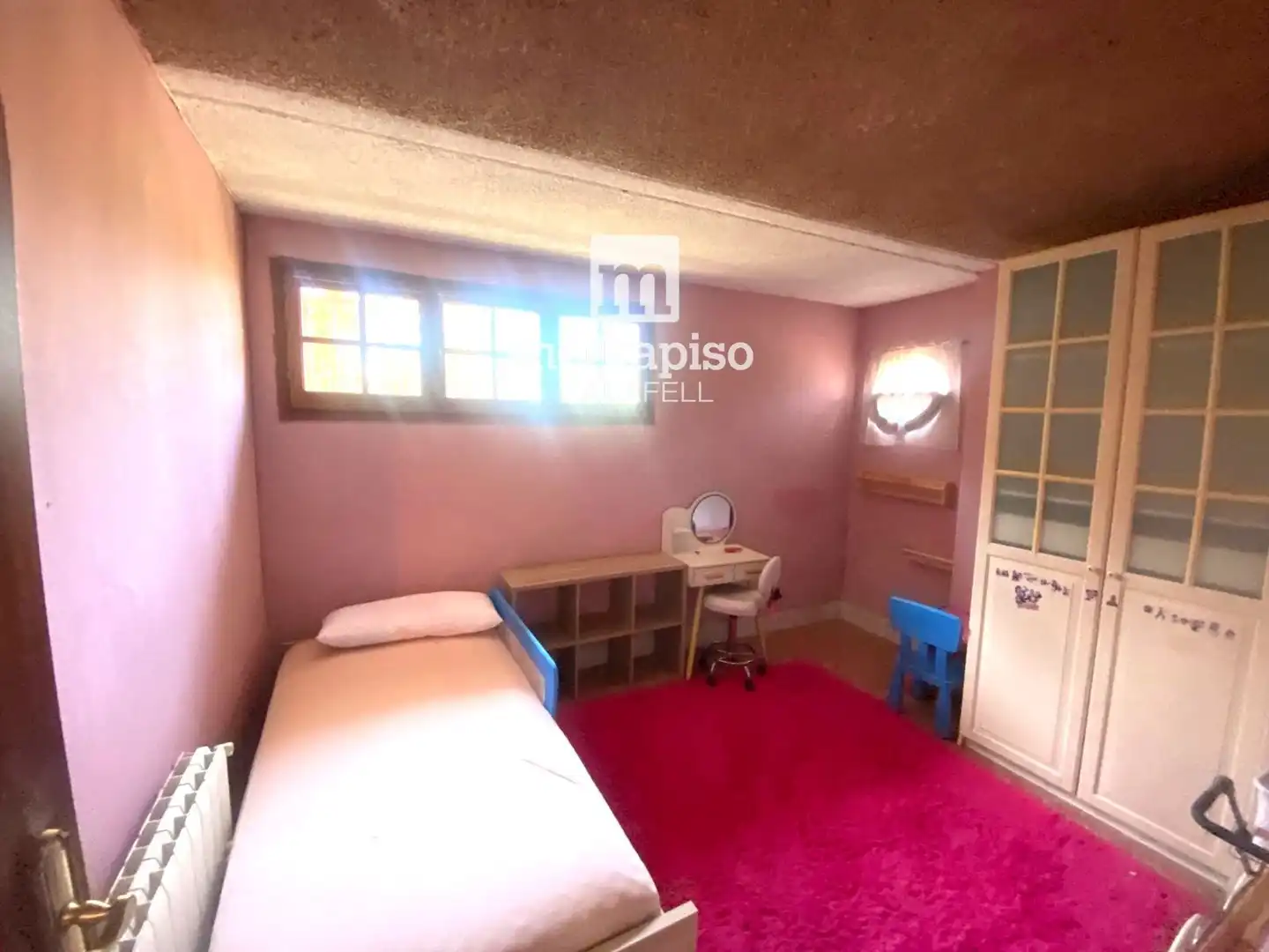 Dormitori de Casa o xalet en venda en Cunit amb Jardí privat, Terrassa i Traster