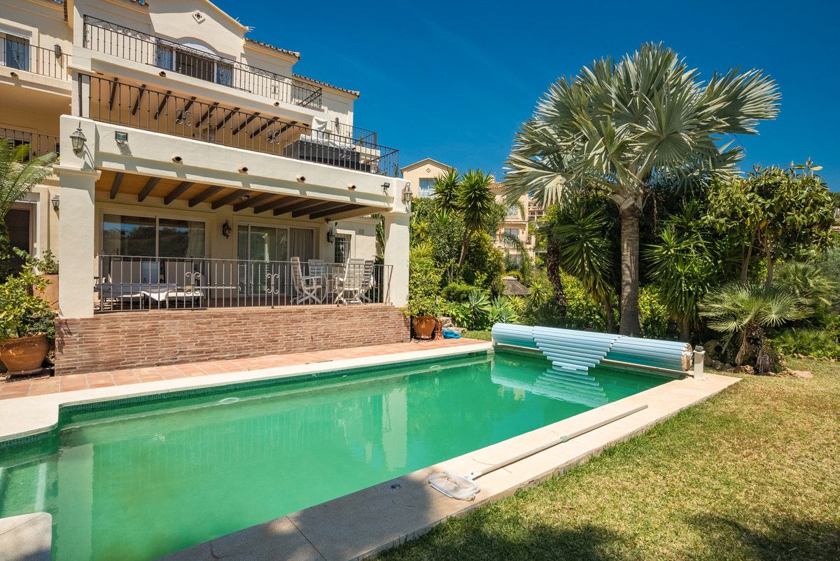 Jardí de Casa o xalet en venda en Málaga Capital amb Aire condicionat, Terrassa i Moblat