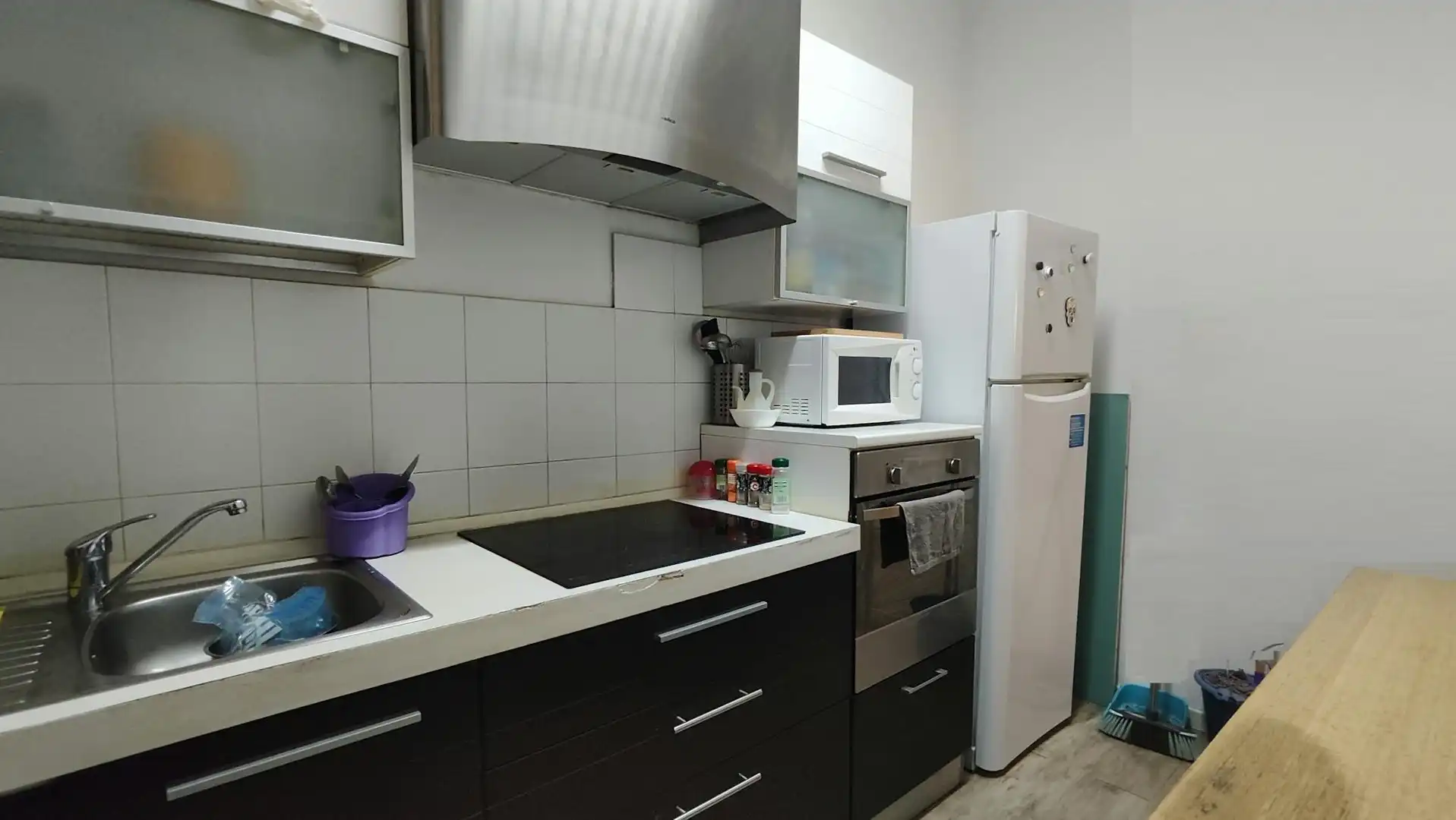 Kitchen of Flat for rent in Madrid  with Heating, Furnished and Washing machine