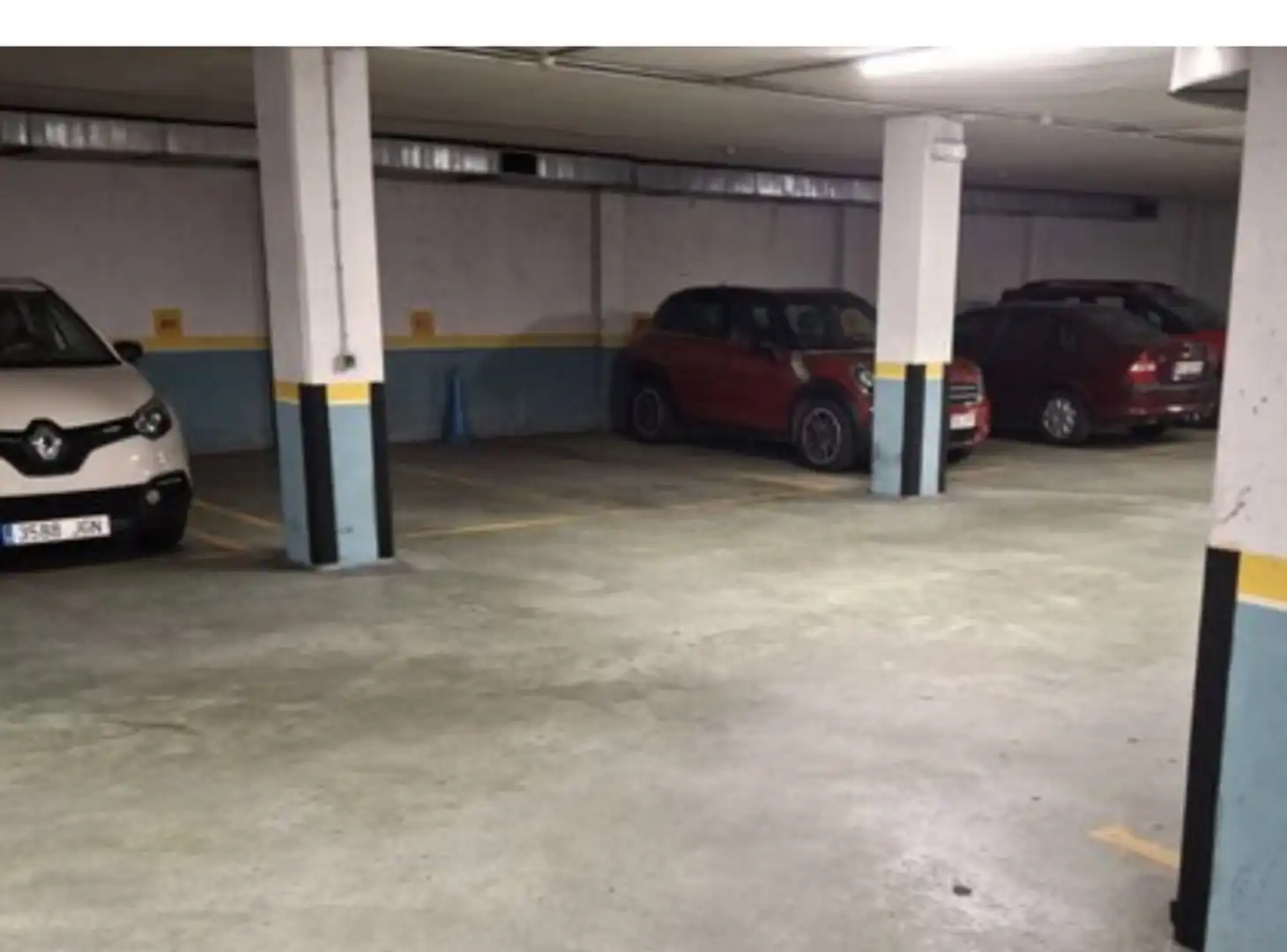 Garage for rent in Pontevedra Capital , Pontevedra