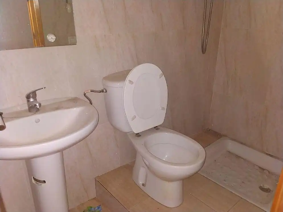 Baño de Apartamento en venta en Santa Bàrbara