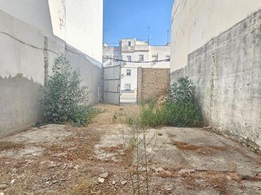 Terreno residencial en venta en Calle del Almendro