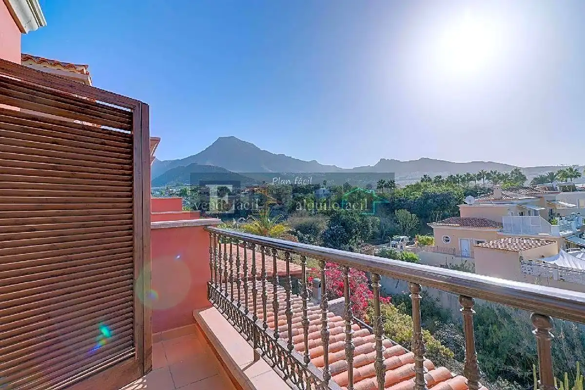 House with pool for sale in Costa Adeje, imagen 10
