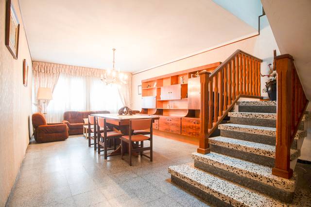 Casa adosada en Venta en Vilanova del Vallès