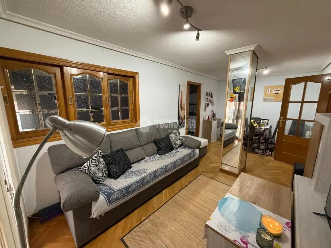 Sala de estar de Piso en venta en Madrid con Calefacción y Amueblado