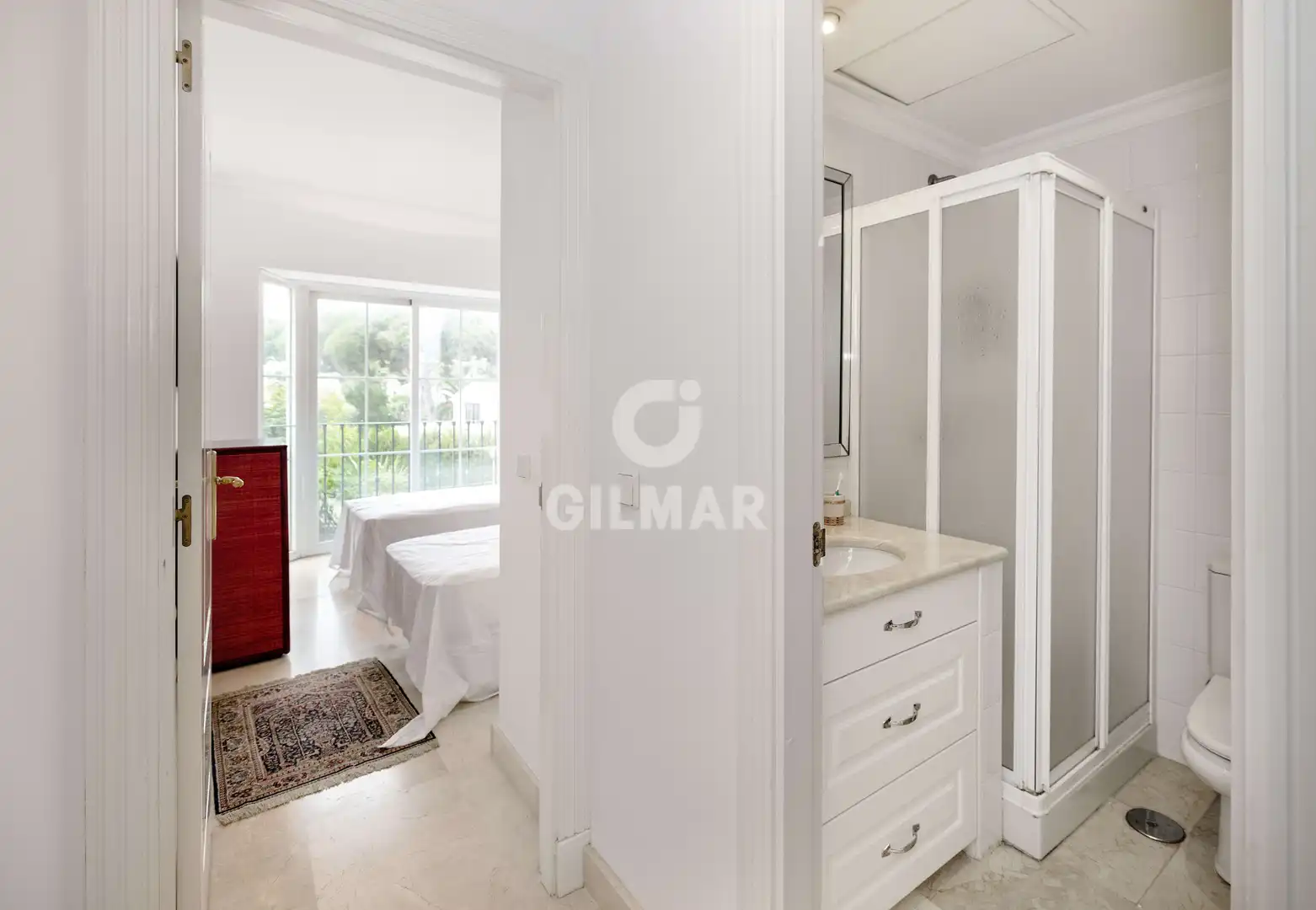 Habitación de Apartamento en venta en Marbella con Calefacción, Jardín privado y Trastero