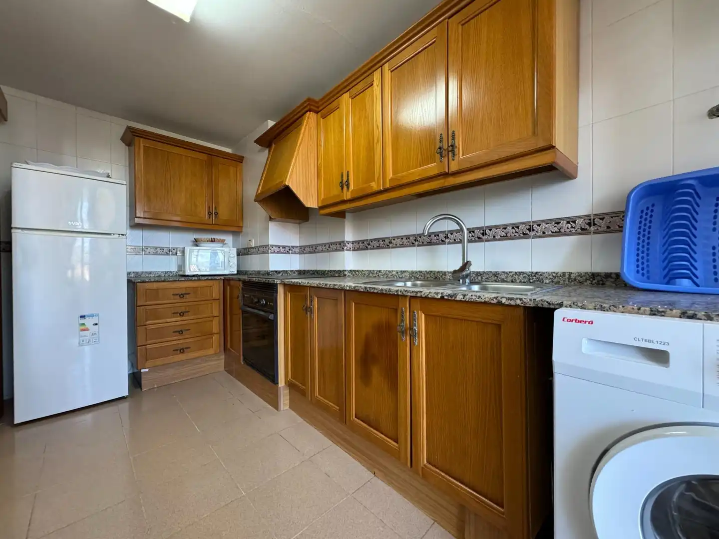 Cuina de Apartament en venda en Oropesa del Mar / Orpesa amb Terrassa, Moblat i Piscina comunitària