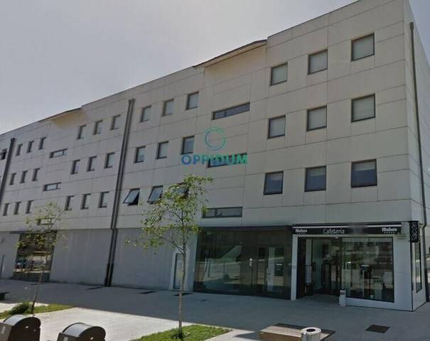 Garaje en Venta en  CONSTANTINO LIMIA NOGUEIR, 7 en Castiñeiriño - Cruceiro de Sar