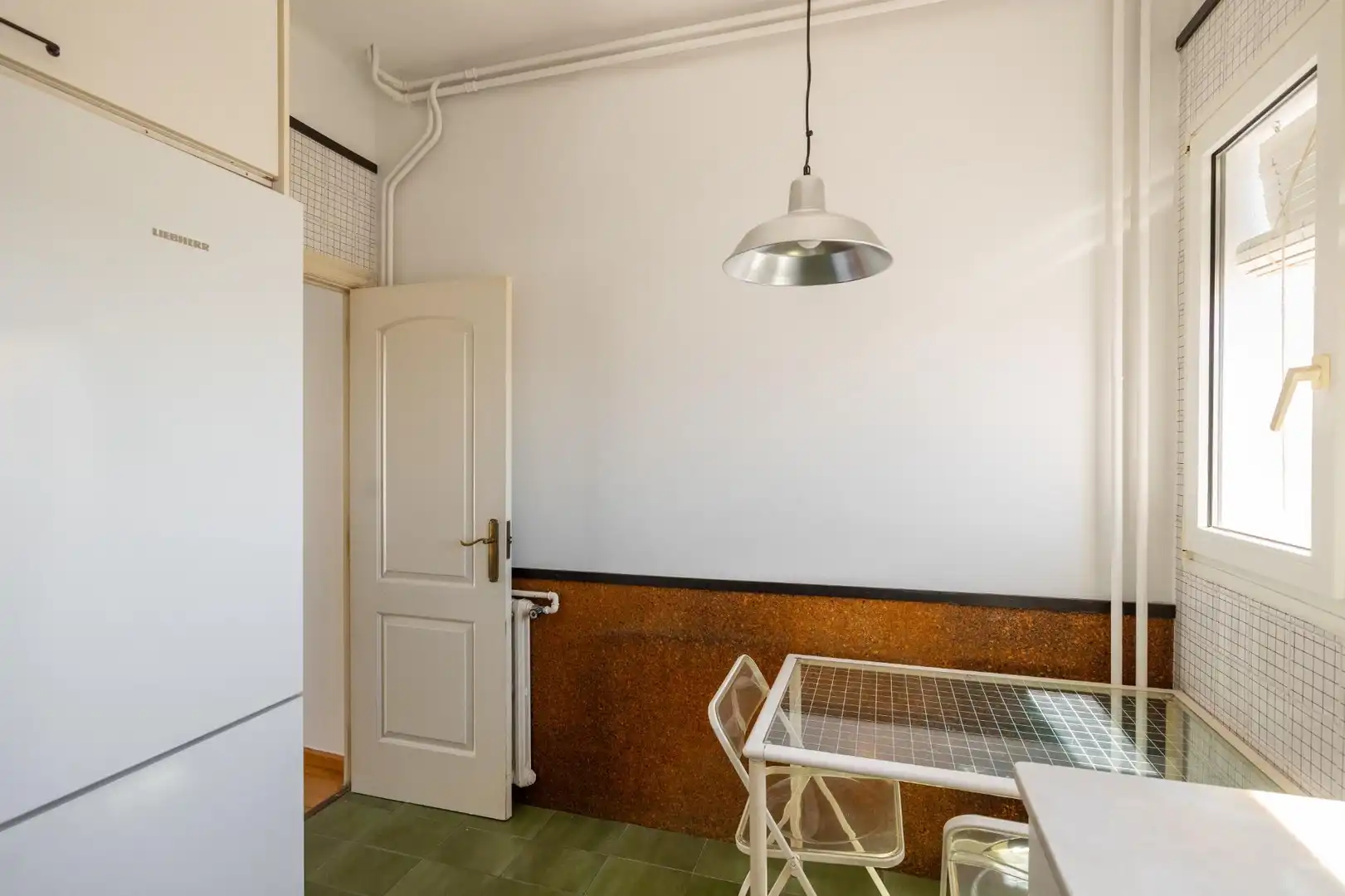 Cocina de Casa o chalet de alquiler en Barcelona con Calefacción, Parquet y Terraza