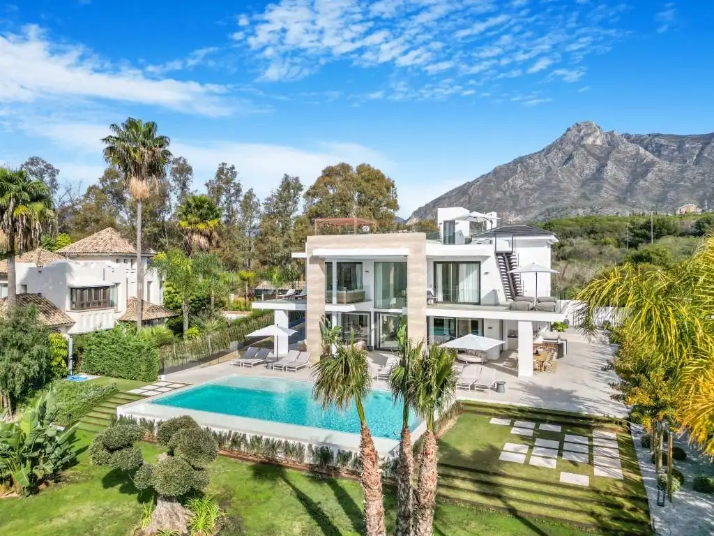 Exterior view of Houses for sale in Marbella  with Air Conditioner, Heating and Private garden