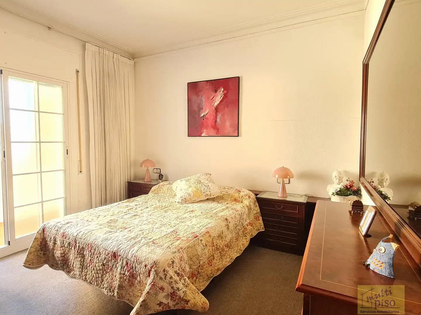 Schlafzimmer von Wohnung zum Verkauf in Barcelona mit Klimaanlage, Parkett und Terrasse