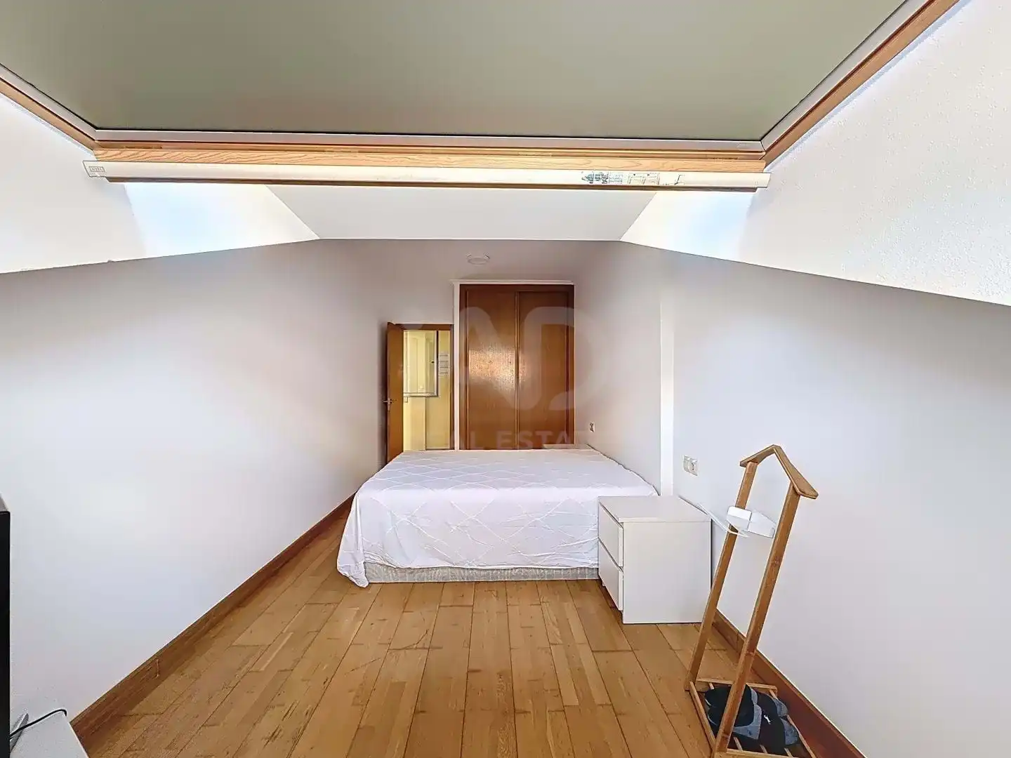 Schlafzimmer von Dachboden zum Verkauf in Moaña mit Heizung und Terrasse