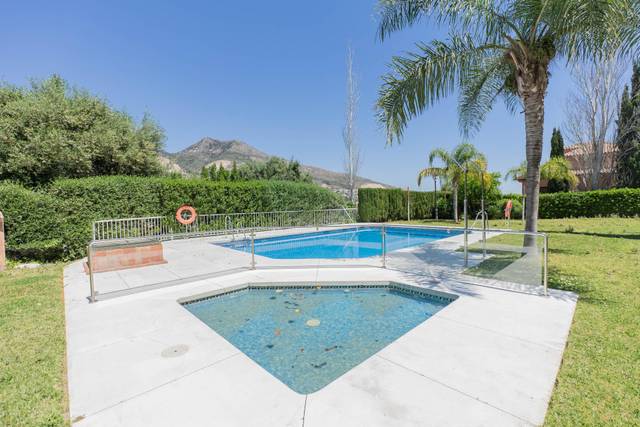 Casa adosada en Venta en Casablanca - La Viñuela