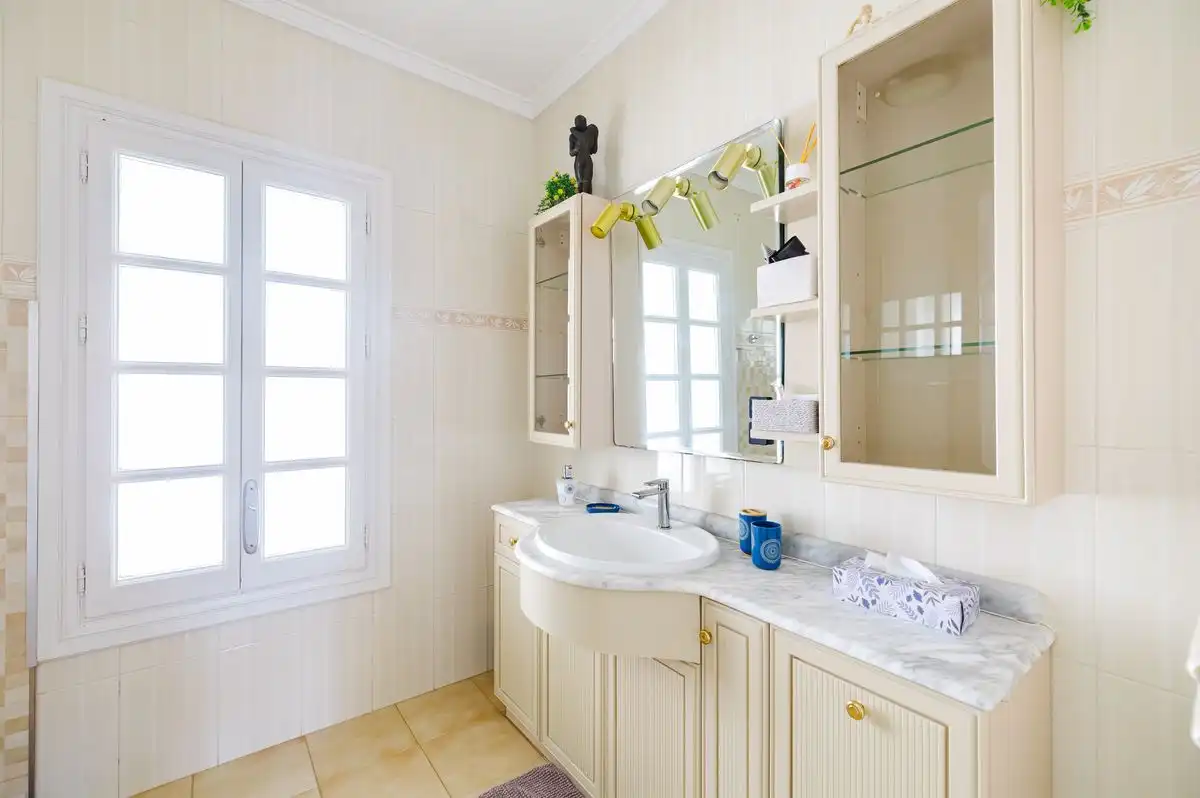 Baño de Casa o chalet en venta en Mijas con Aire acondicionado, Calefacción y Jardín privado