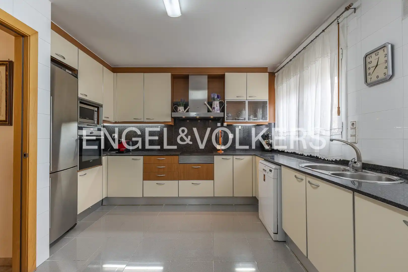 Cocina de Dúplex en venta en Terrassa con Aire acondicionado, Calefacción y Terraza