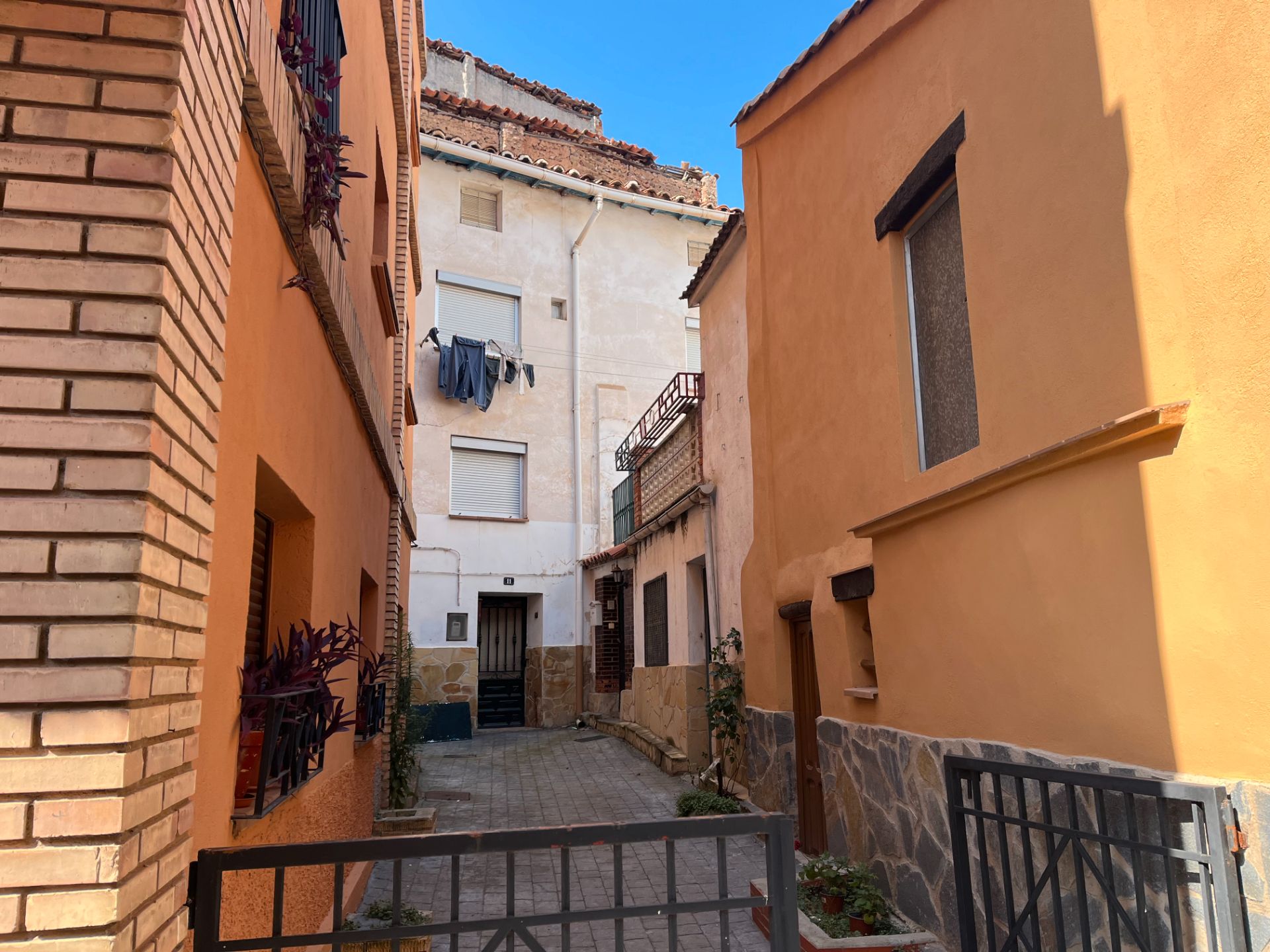 Exterior view of House or chalet for sale in Montalbán  with Heating, Terrace and Storage room