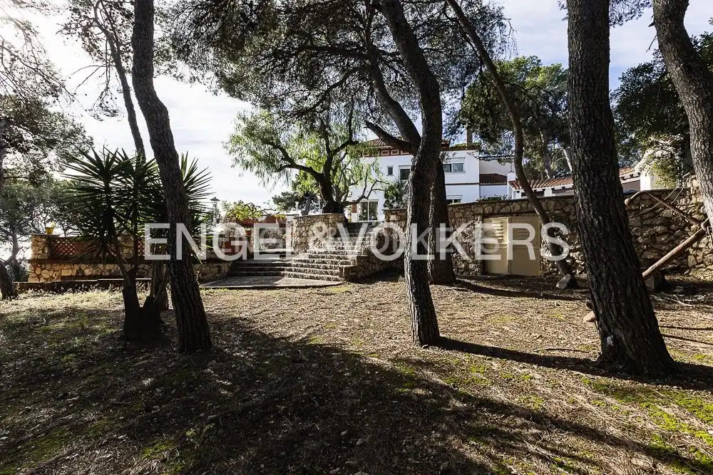 Vista exterior de Casa o chalet en venta en Urbanitzacions de Llevant