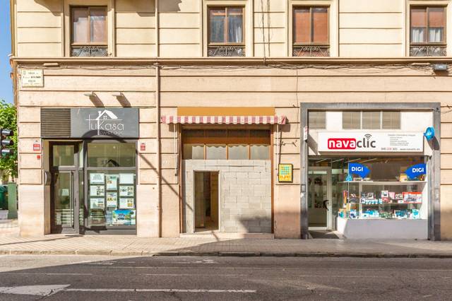 Local comercial en Venta en Pamplona-Iruña - FRANCISCO BERGAMIN, 20 en 2º Ensanche