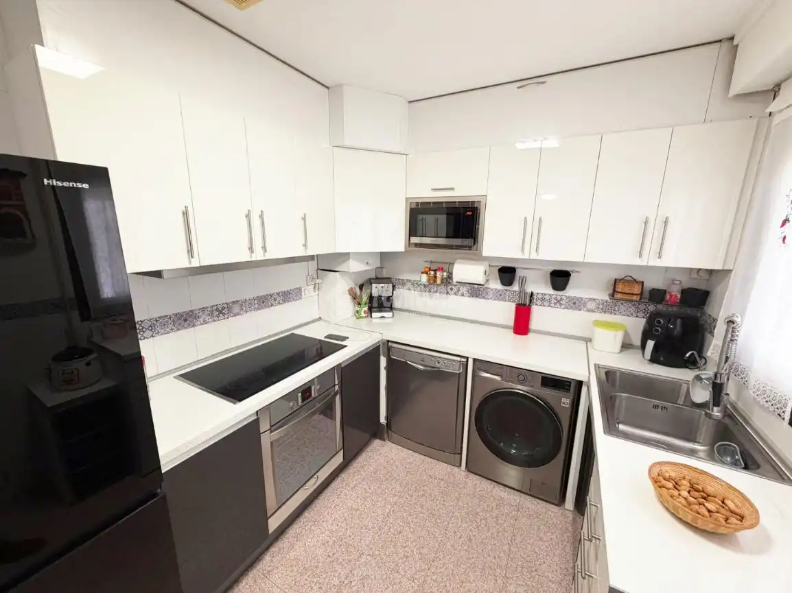 Kitchen of Detached homes for sale in Zaragoza  with Heating and Community pool