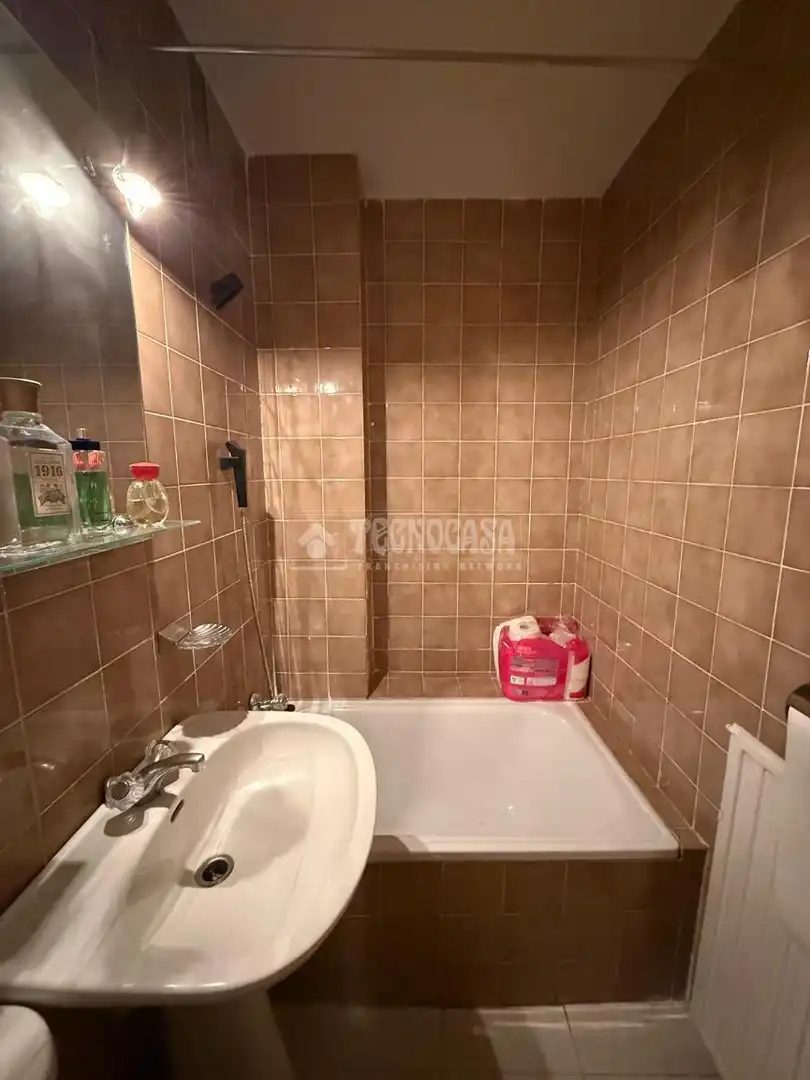 Baño de Piso en venta en Madrid con Calefacción