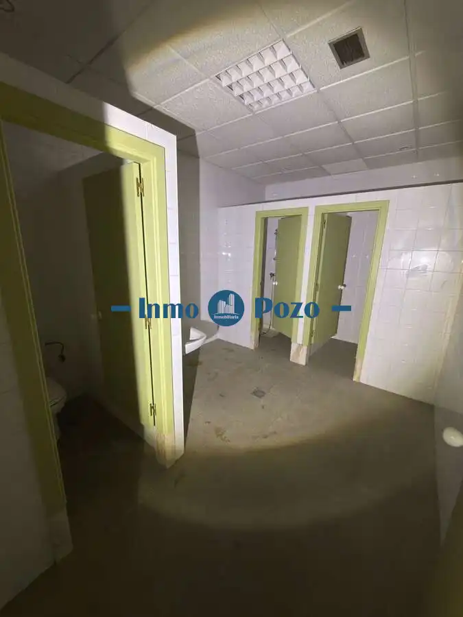 Baño de Local en venta en Aljucén