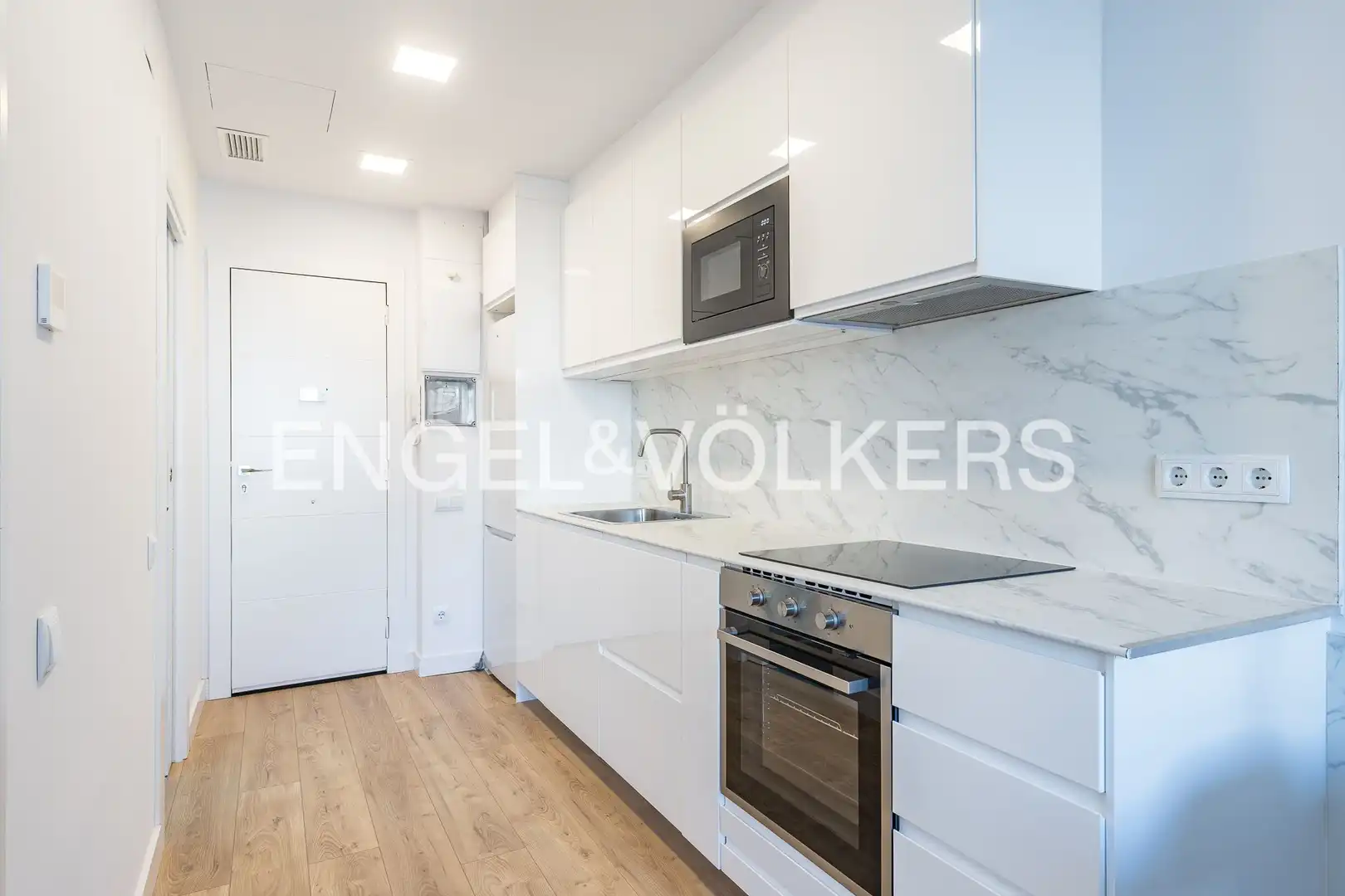 Cocina de Piso de alquiler en Barcelona con Aire acondicionado y Calefacción